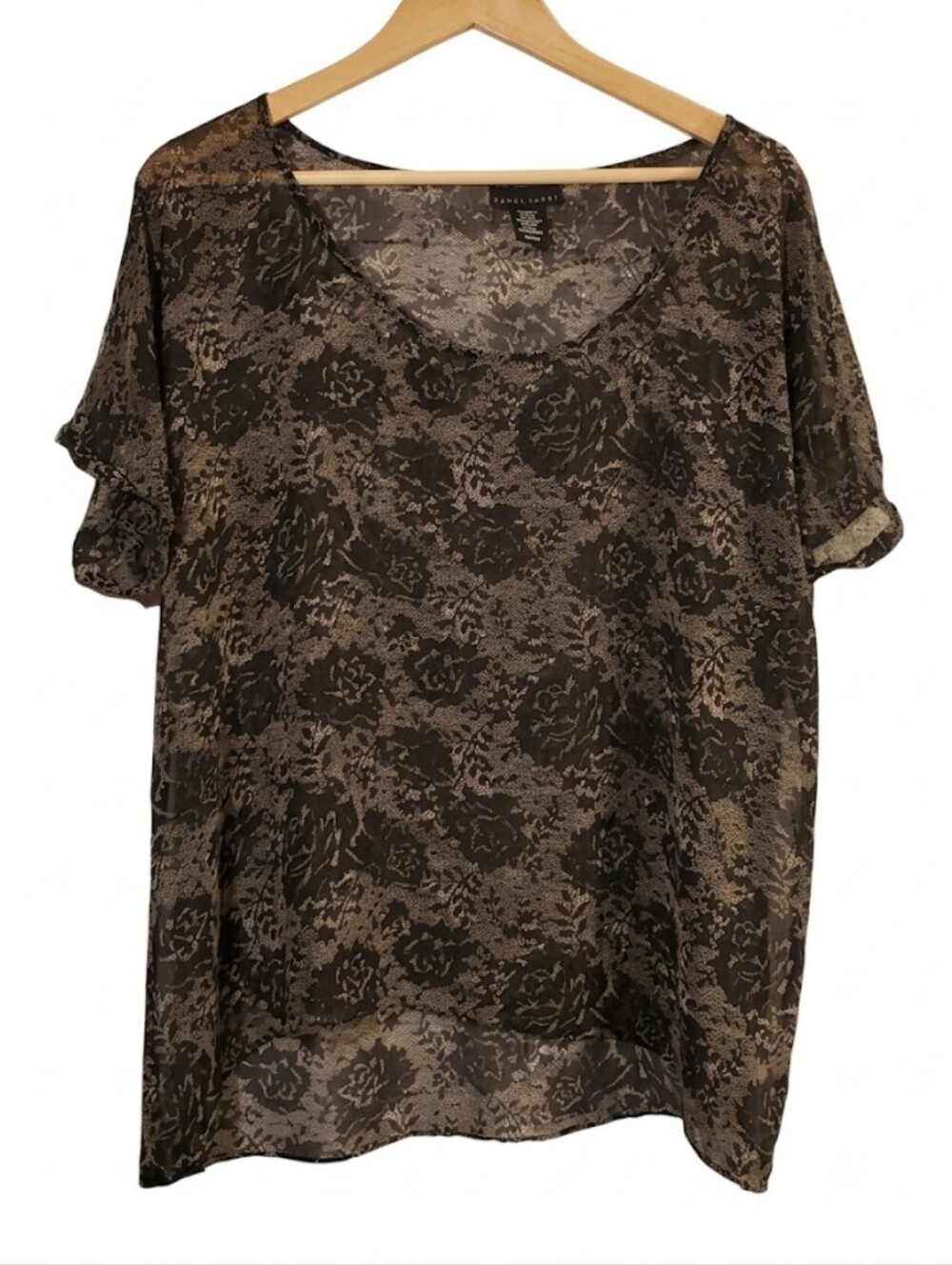 Apostrophe adorable lightweight top